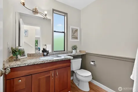 6162 144th Pl SE Bellevue WA 98006