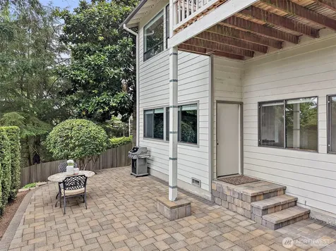 6162 144th Pl SE Bellevue WA 98006
