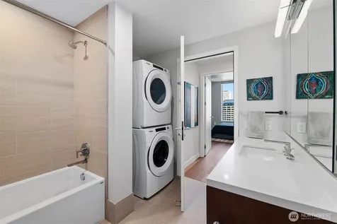121 Stewart Street Seattle WA 98101