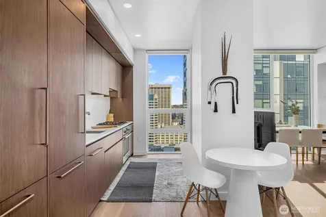 121 Stewart Street Seattle WA 98101