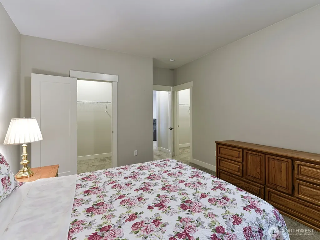 12825 Lakeholme Road SW Lakewood WA 98498