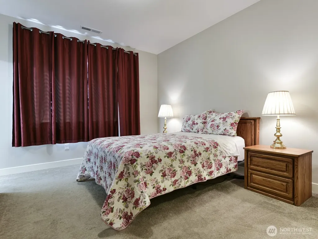12825 Lakeholme Road SW Lakewood WA 98498