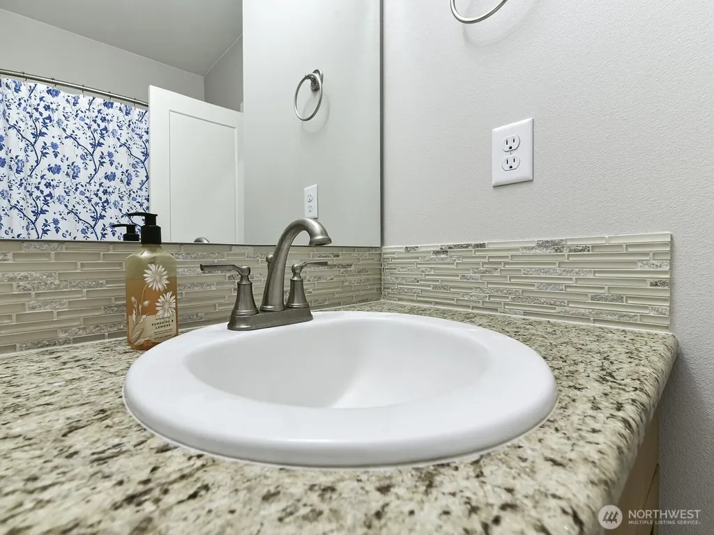 12825 Lakeholme Road SW Lakewood WA 98498