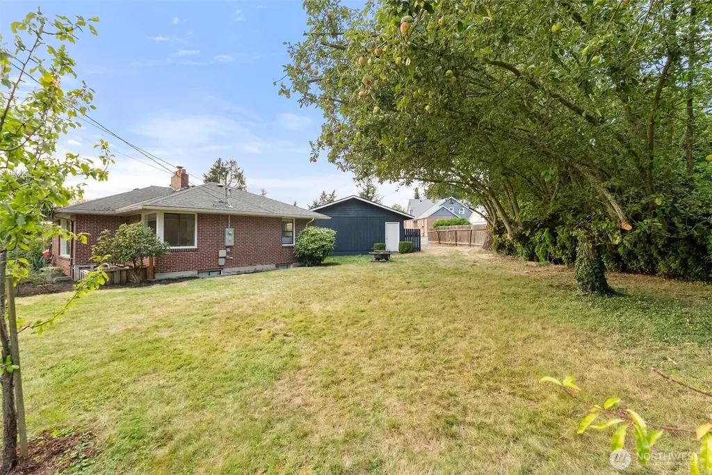 8101 274th Street NW Stanwood WA 98292