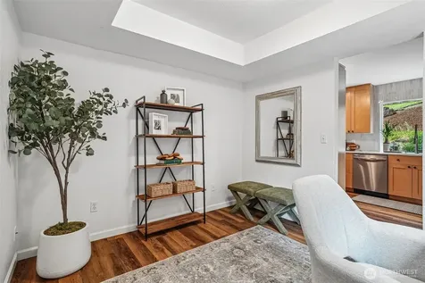 19103 SE 47th Place Issaquah WA 98027