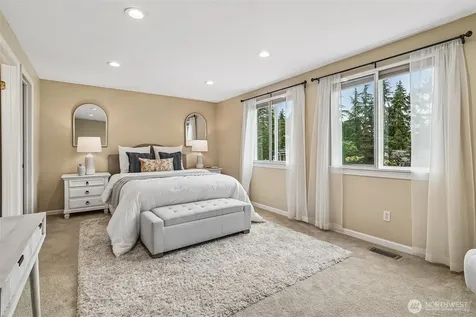 19103 SE 47th Place Issaquah WA 98027