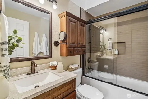 19103 SE 47th Place Issaquah WA 98027