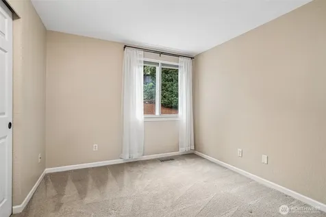 19103 SE 47th Place Issaquah WA 98027