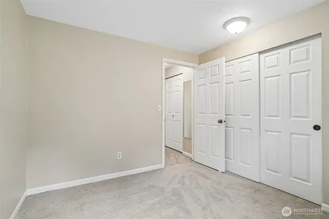 19103 SE 47th Place Issaquah WA 98027