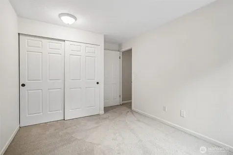 19103 SE 47th Place Issaquah WA 98027