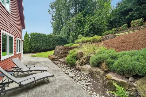 19103 SE 47th Place Issaquah WA 98027