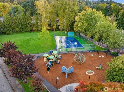 19103 SE 47th Place Issaquah WA 98027