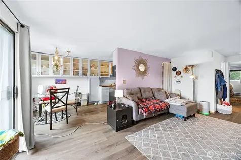 2020 Grant Avenue S Renton WA 98055