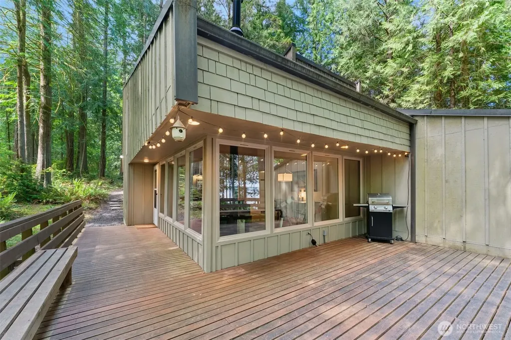 201 E Cutty Sark Drive Shelton WA 98584