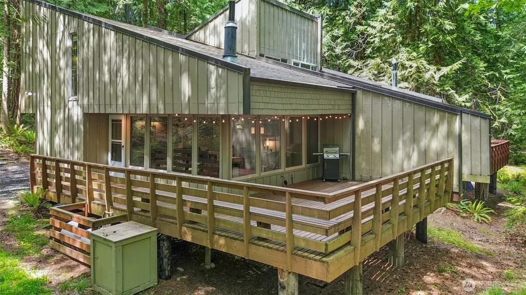 201 E Cutty Sark Drive Shelton WA 98584