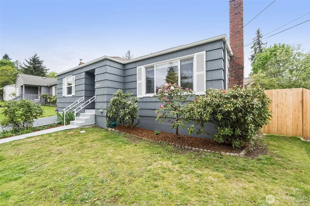 9417 44th Place NE Seattle WA 98115