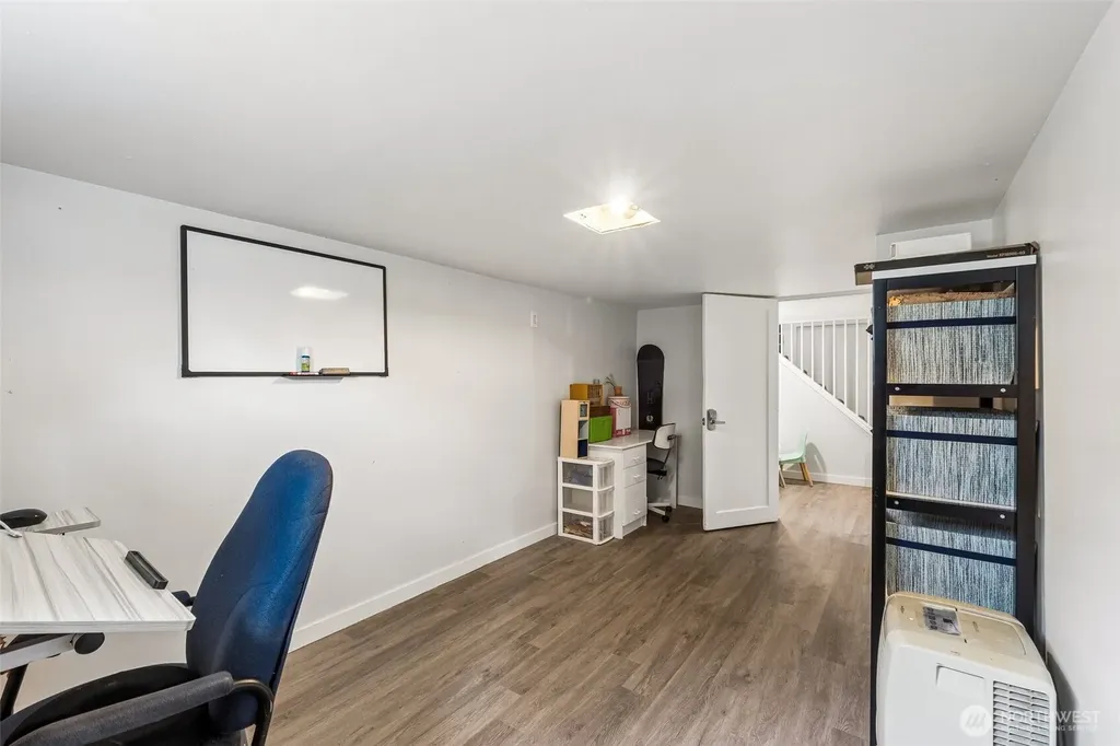 9417 44th Place NE Seattle WA 98115