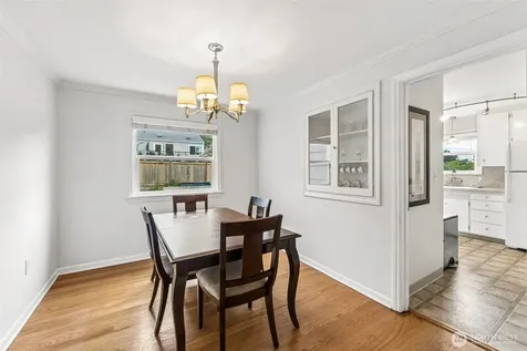 9417 44th Place NE Seattle WA 98115