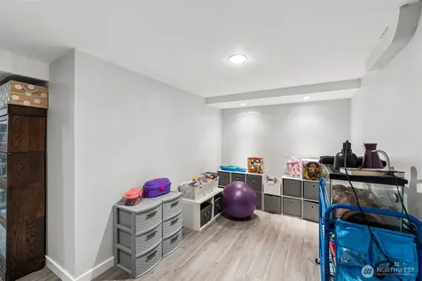 9417 44th Place NE Seattle WA 98115