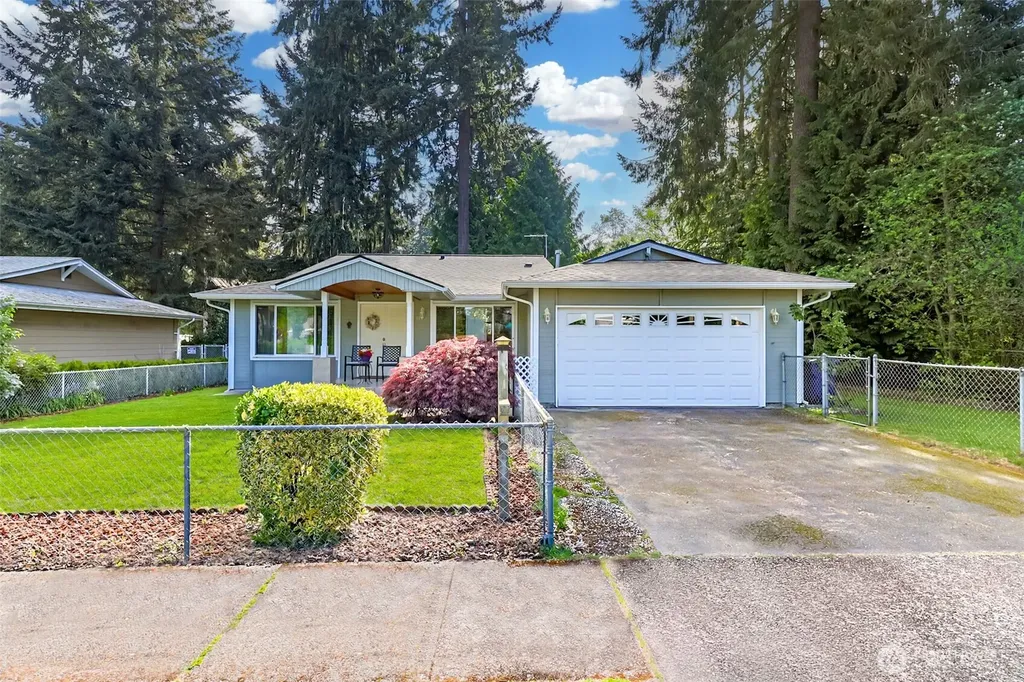 33818 35th Avenue SW Federal Way WA 98023