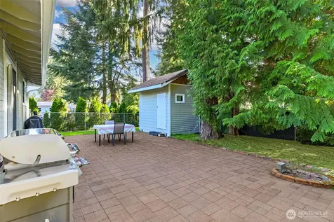 33818 35th Avenue SW Federal Way WA 98023