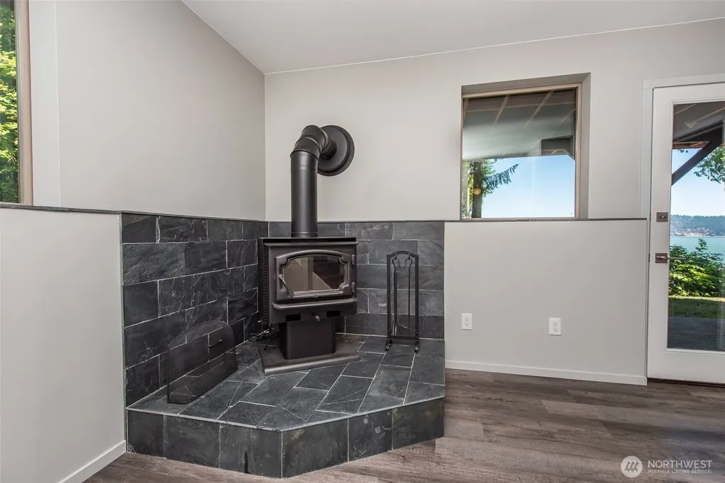 681 Bachelor Road Sequim WA 98382
