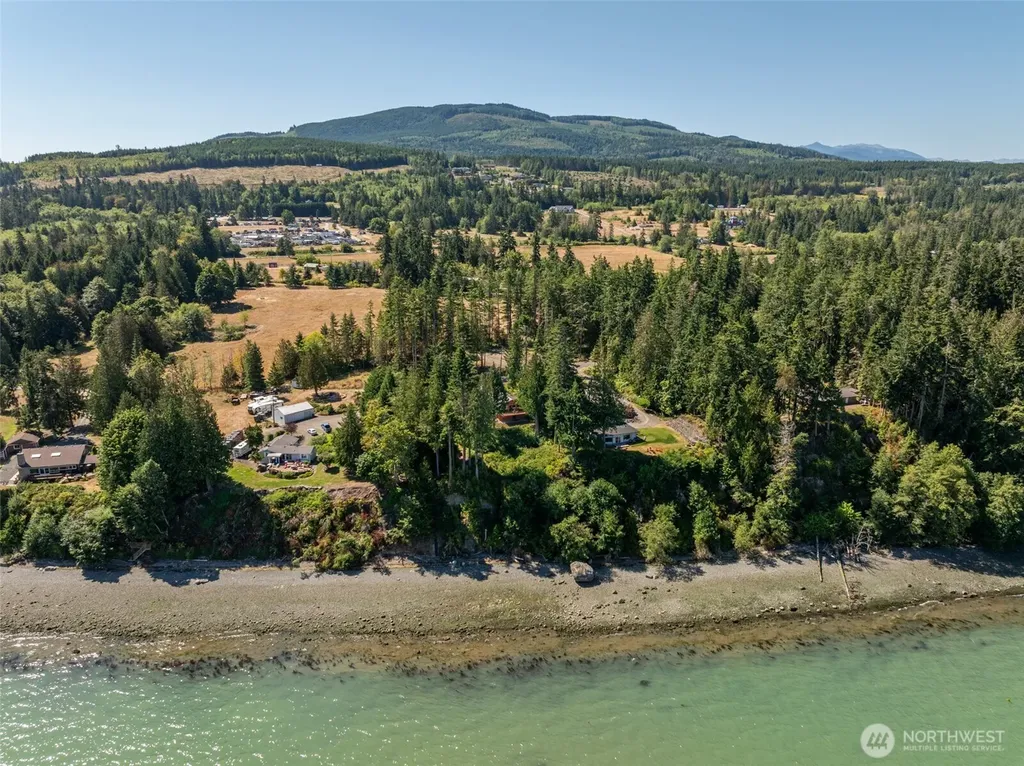 681 Bachelor Road Sequim WA 98382