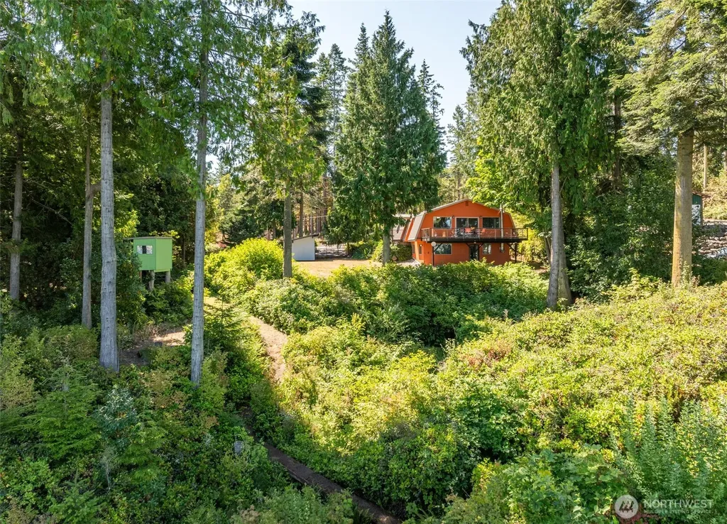 681 Bachelor Road Sequim WA 98382