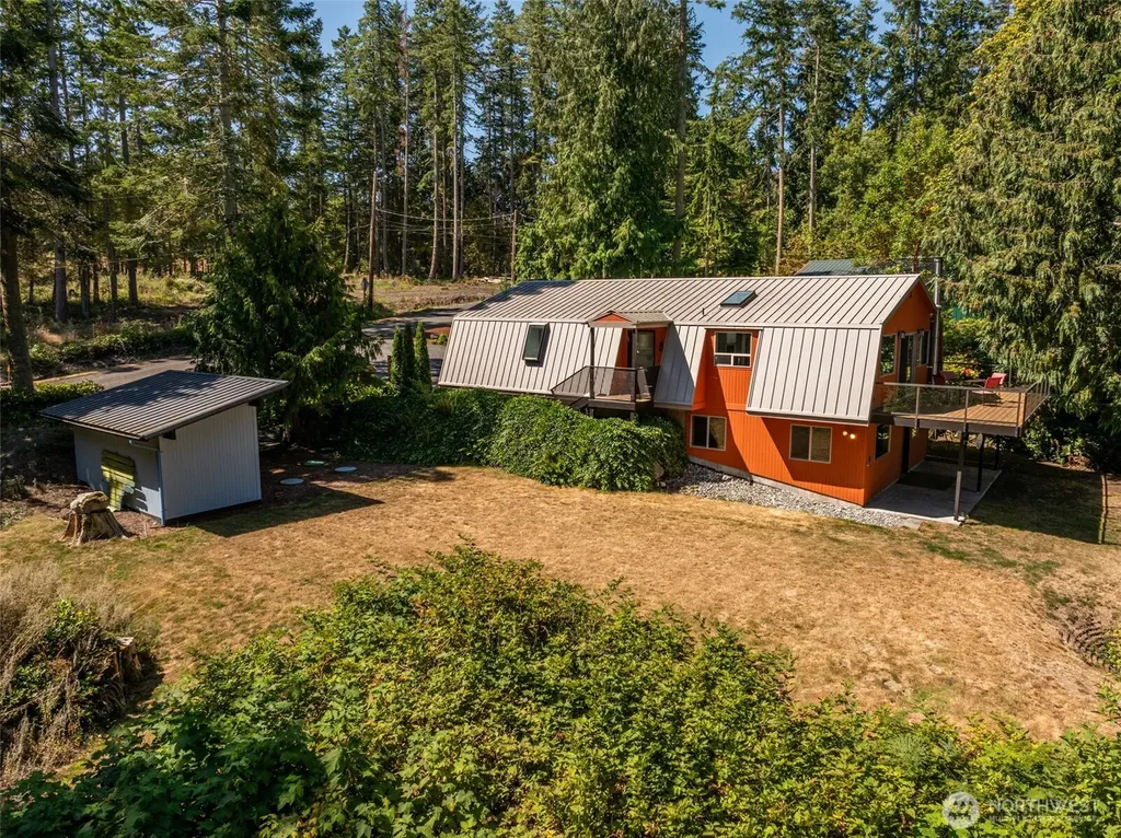 681 Bachelor Road Sequim WA 98382