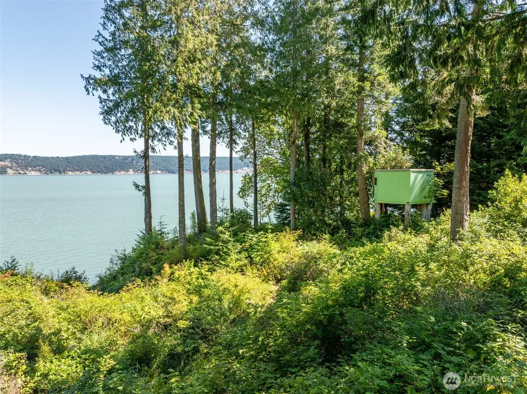 681 Bachelor Road Sequim WA 98382