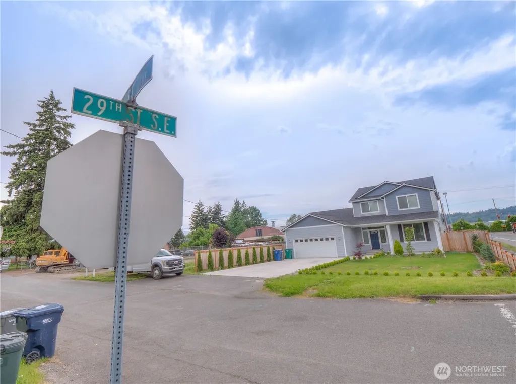 2905 B Street SE Auburn WA 98002