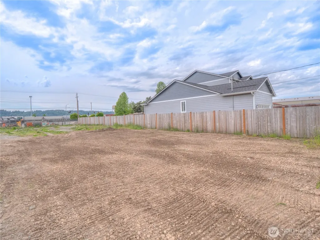 2905 B Street SE Auburn WA 98002