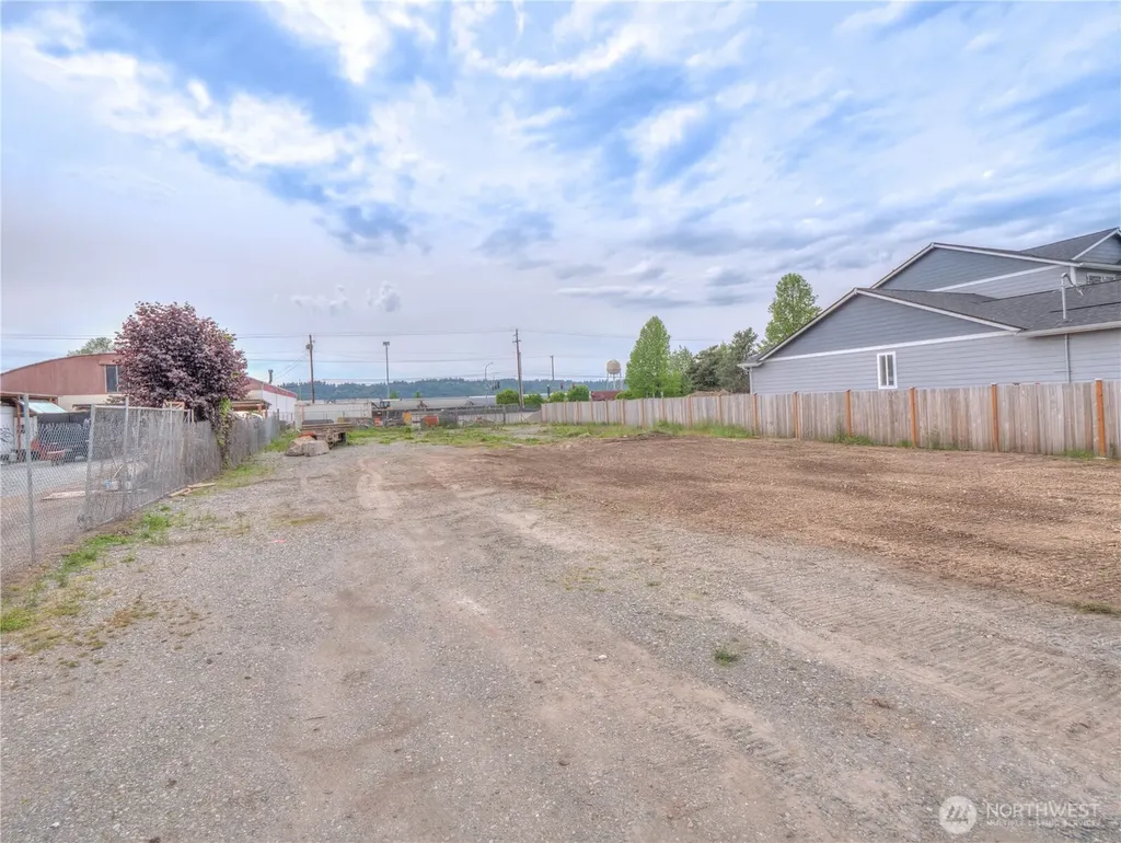 2905 B Street SE Auburn WA 98002