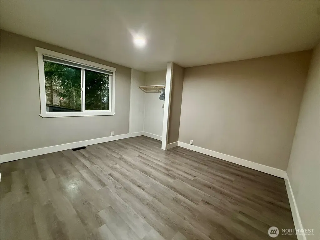 1040 NE Larson Boulevard Belfair WA 98528