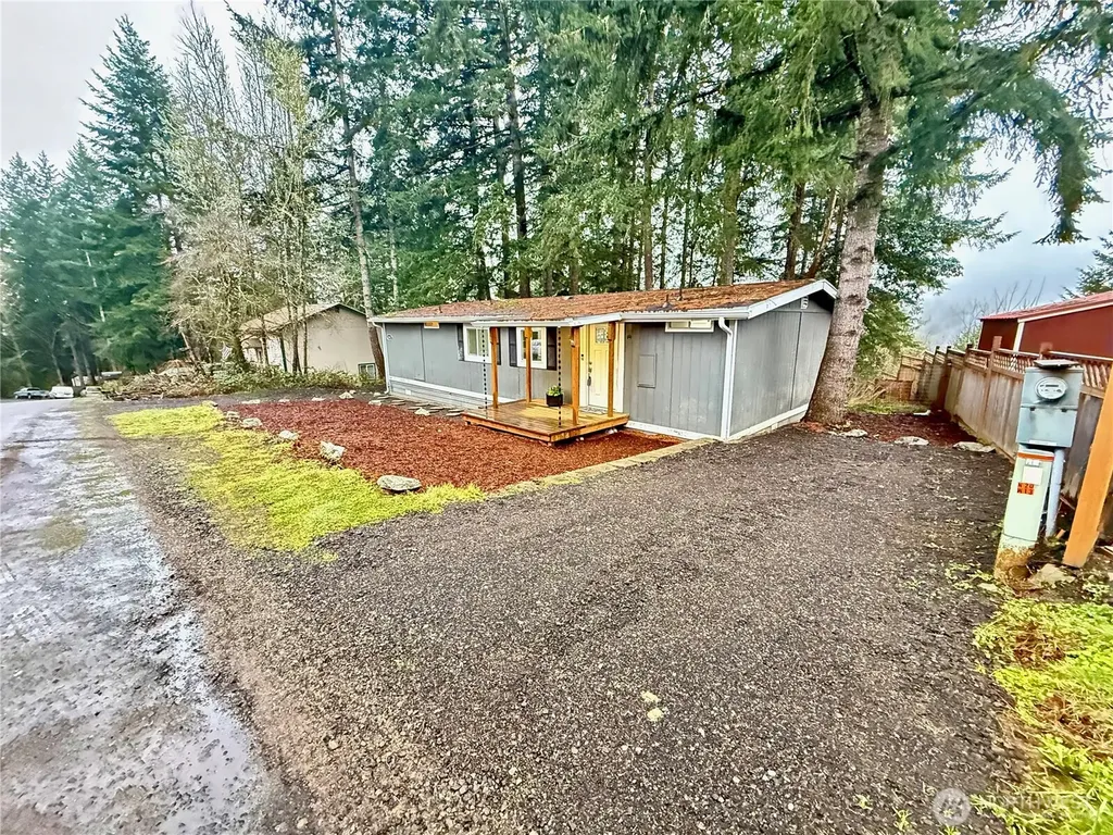 1040 NE Larson Boulevard Belfair WA 98528