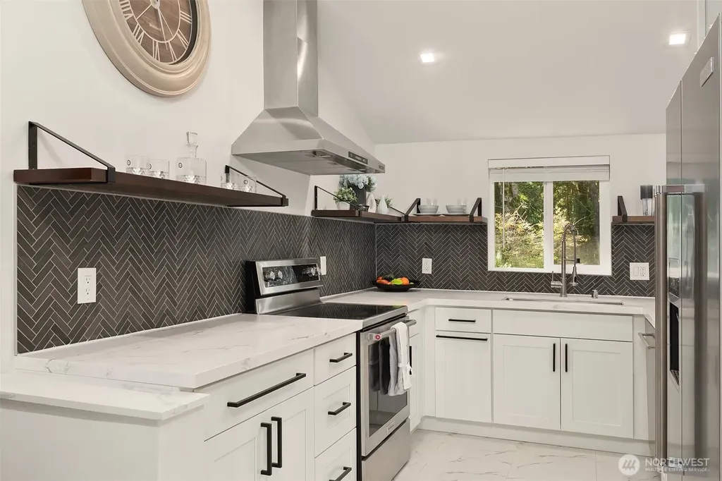 2027 219th Lane SE Sammamish WA 98075