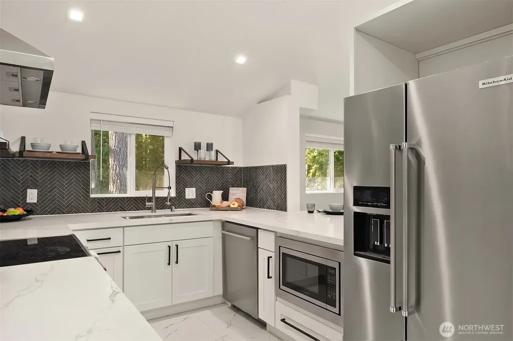 2027 219th Lane SE Sammamish WA 98075