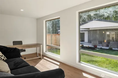 2027 219th Lane SE Sammamish WA 98075