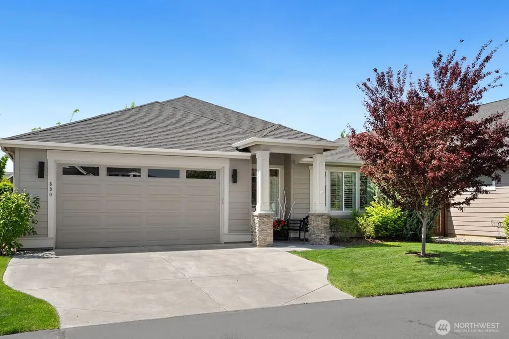 630 SE Whimbrel Loop College Place WA 99324