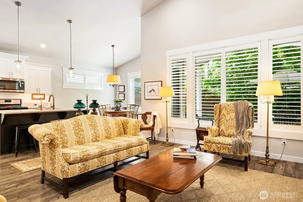 630 SE Whimbrel Loop College Place WA 99324