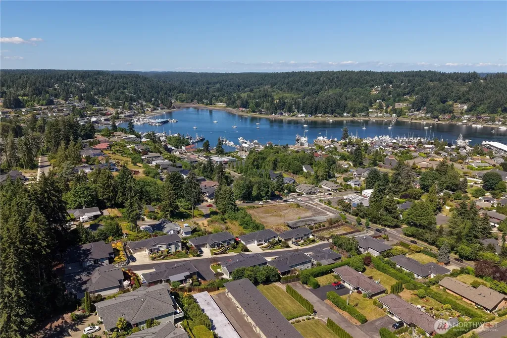 3877 Scott Lane Gig Harbor WA 98335