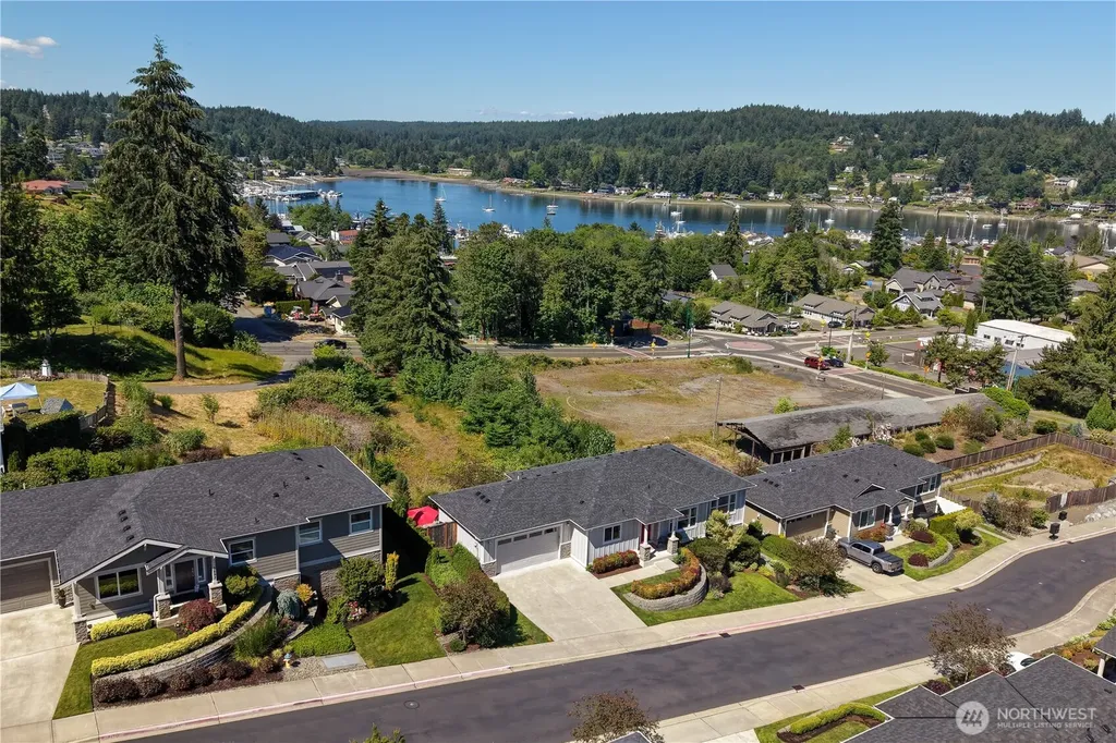 3877 Scott Lane Gig Harbor WA 98335