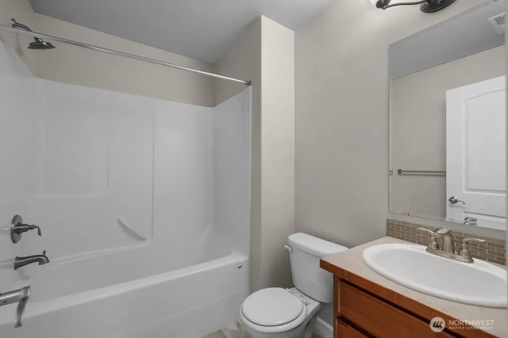 4322 Dudley Drive NE Lacey WA 98516