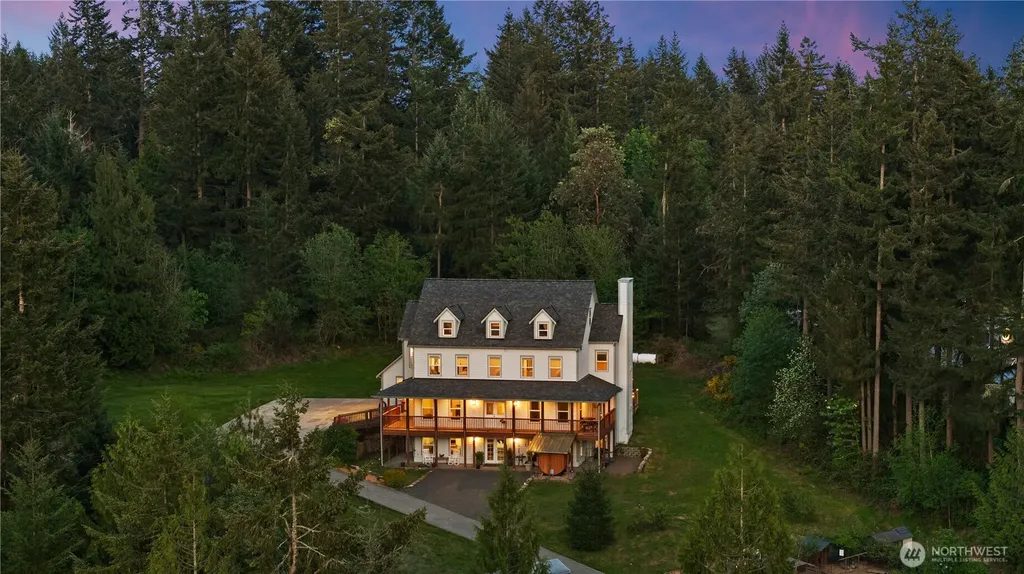 5817 Banner Road SE Port Orchard WA 98367