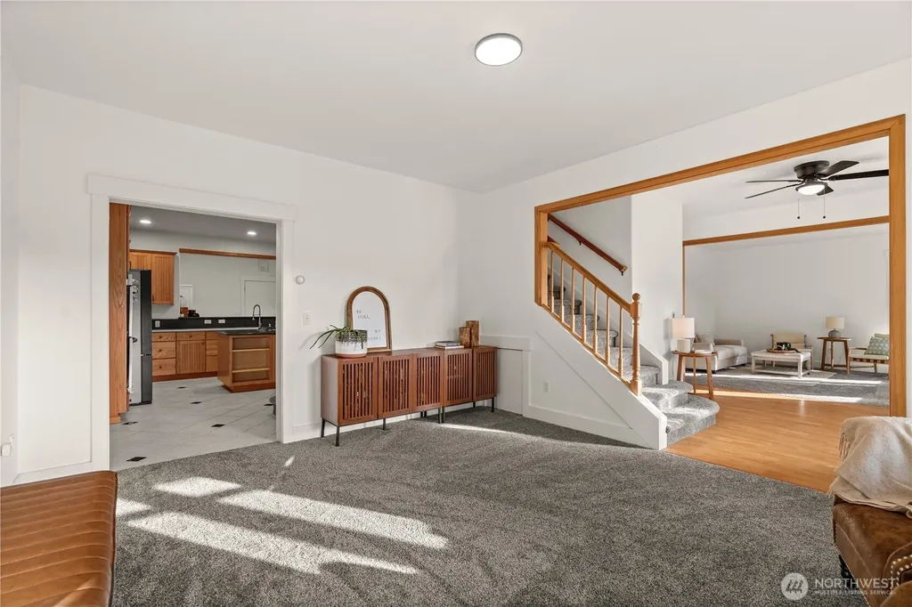 5817 Banner Road SE Port Orchard WA 98367