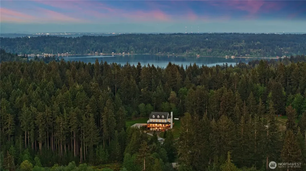 5817 Banner Road SE Port Orchard WA 98367