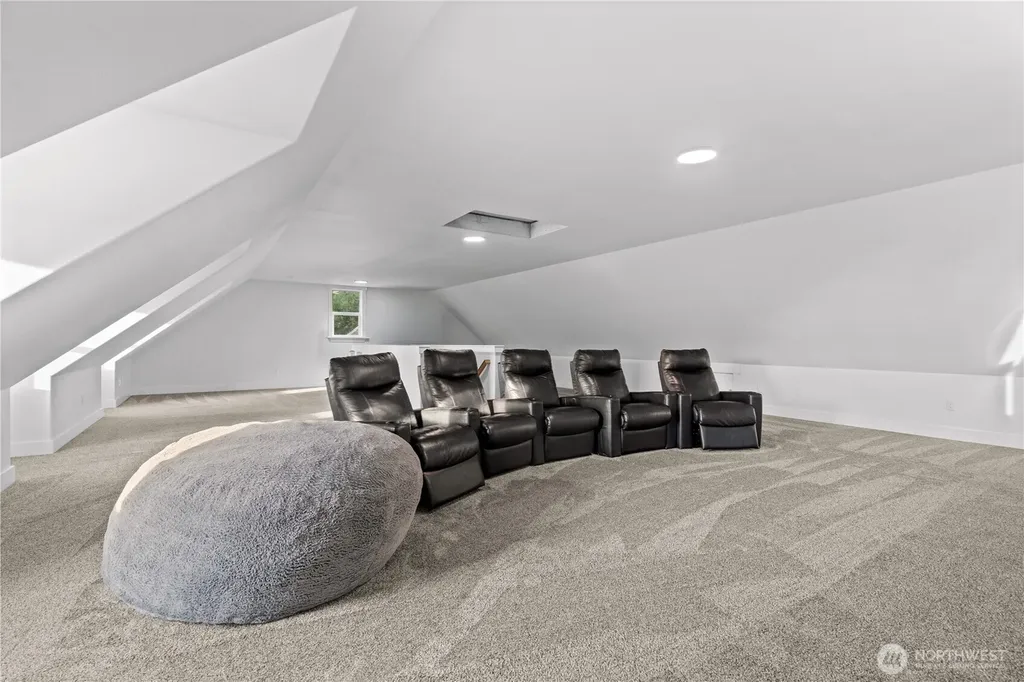 5817 Banner Road SE Port Orchard WA 98367