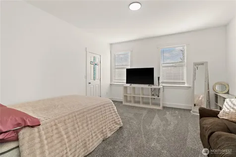 5817 Banner Road SE Port Orchard WA 98367