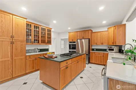 5817 Banner Road SE Port Orchard WA 98367