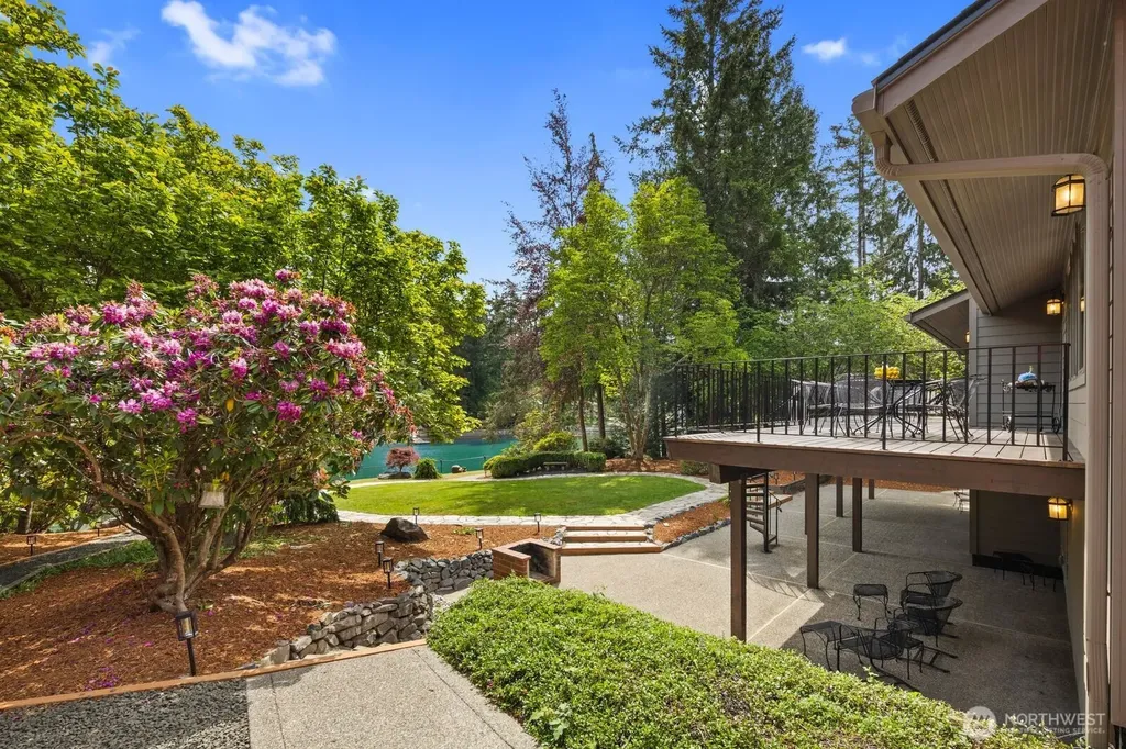 8815 90th Avenue NW Gig Harbor WA 98332